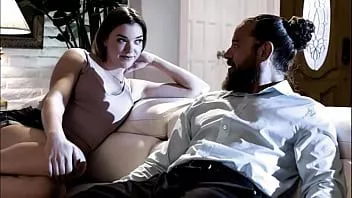 play Stiefnichte Anny Aurora überrascht ihren Stiefonkel an seinem Hochzeitstag - ganzer Film auf freetaboo.net