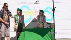Odtwórz Znudzone skauty zamienione w trójkąt tabu w rodzinie bezpłatnie używają fantasy