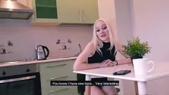 Abspielen Stieftochter gibt Blowjob, um an Geld zu kommen - Hardcore Teen Pussy Fucking